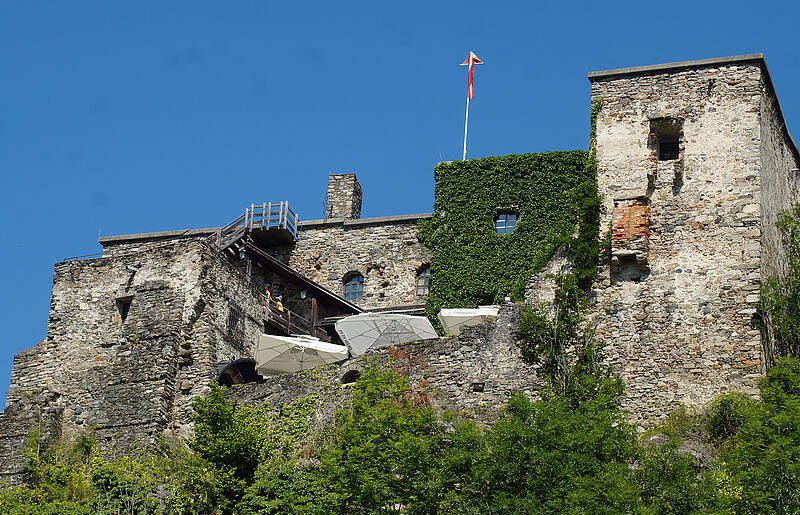 Burg Sommeregg 