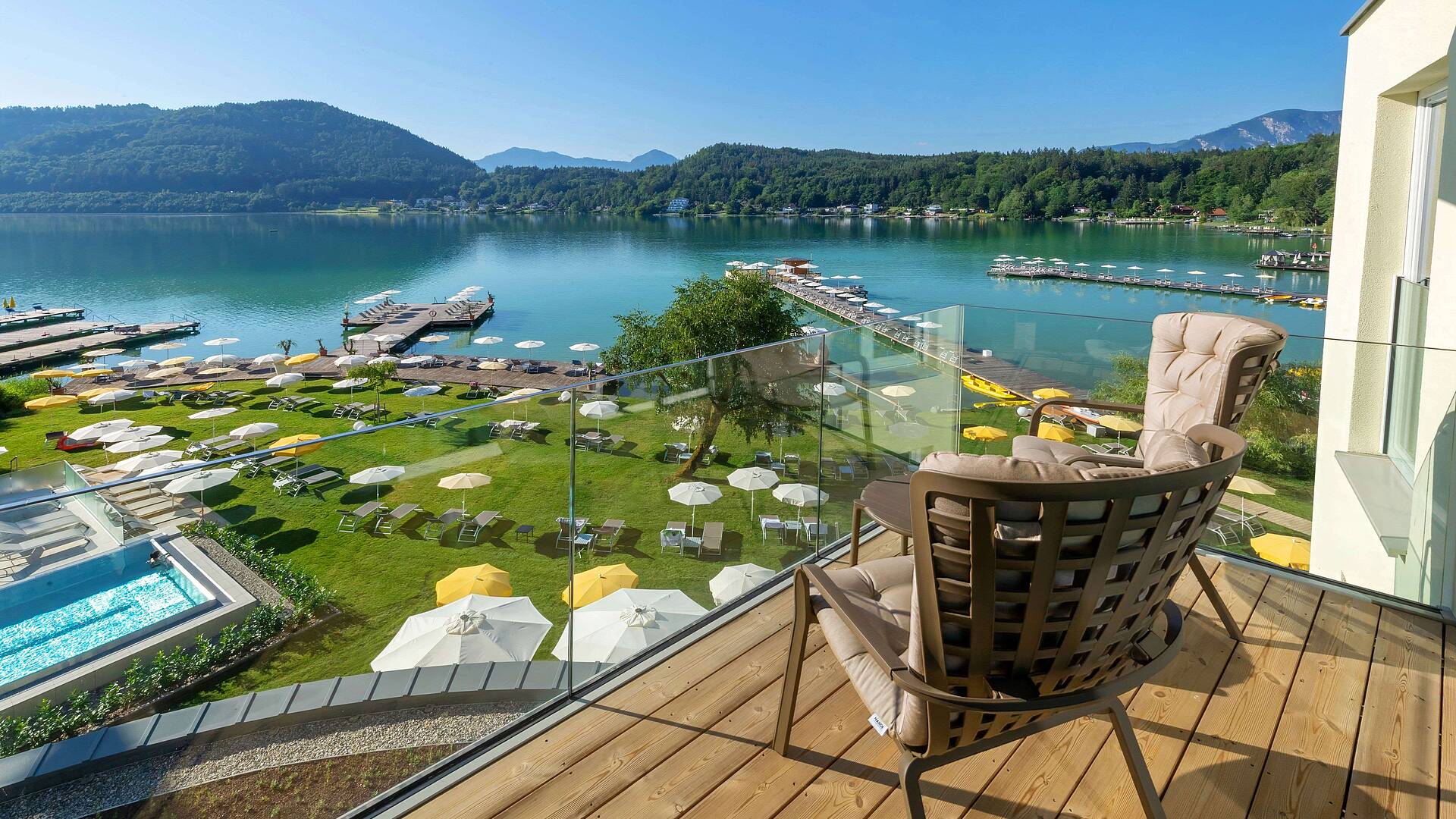 Hotel Sonne mit Blick auf den Klopeiner See