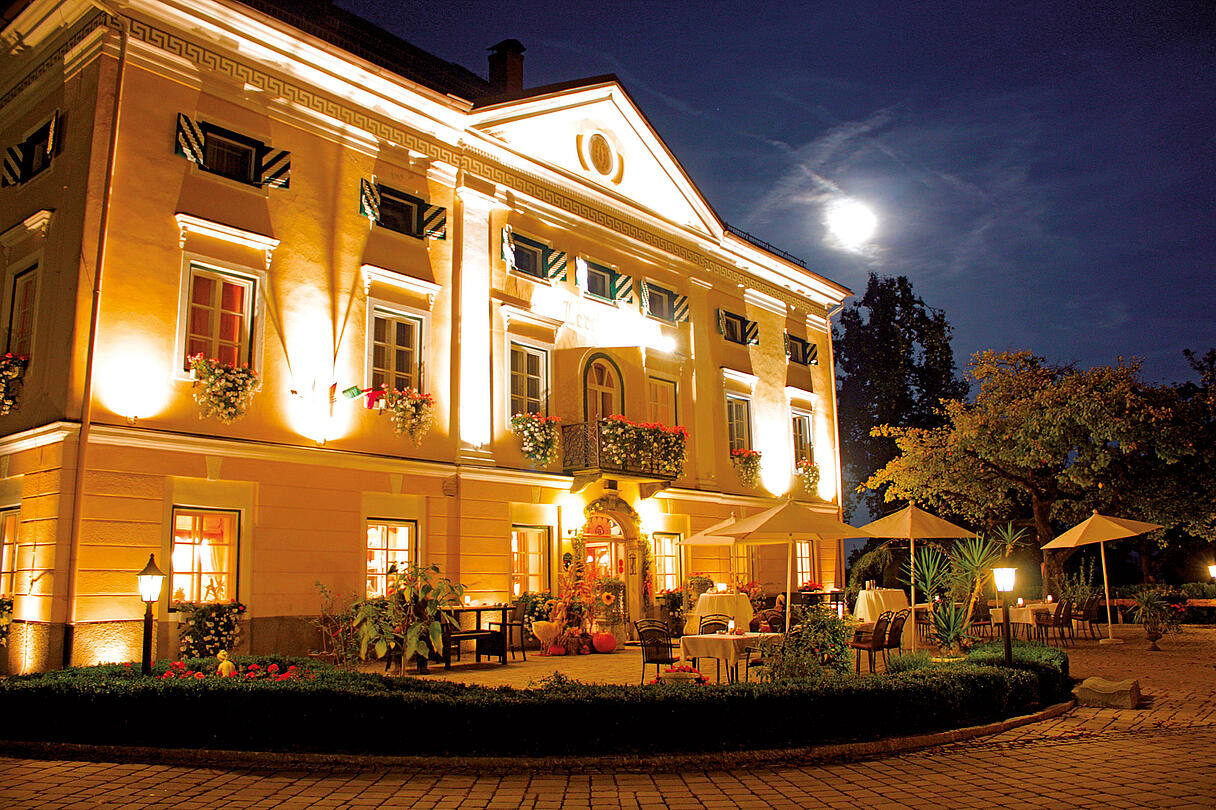 Biedermeier Schlössl Lerchenhof