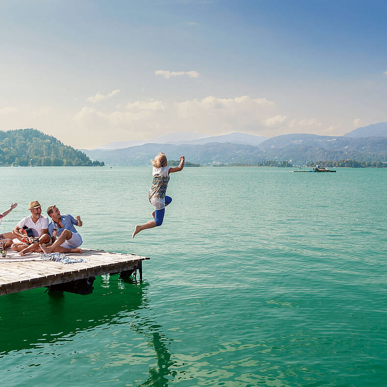 Geschmack der Kindheit_Picknick am See mit Sprung ins Wasser