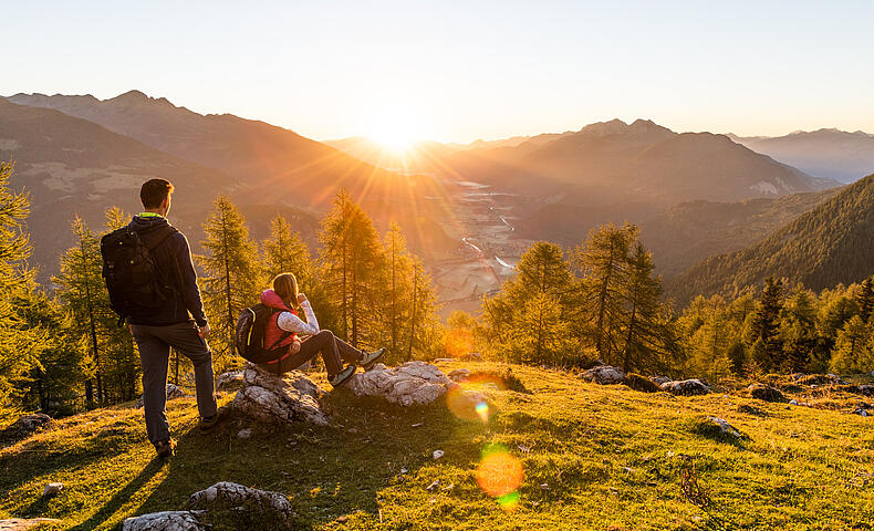 Wandern im Drautal im Herbst